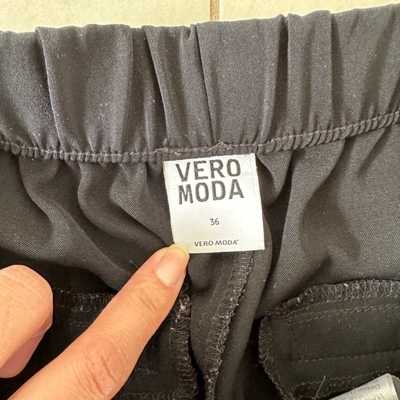 VERO MODA Fashion Jogger Pants | Size 36 (= Size S) - Picture 5 of 9